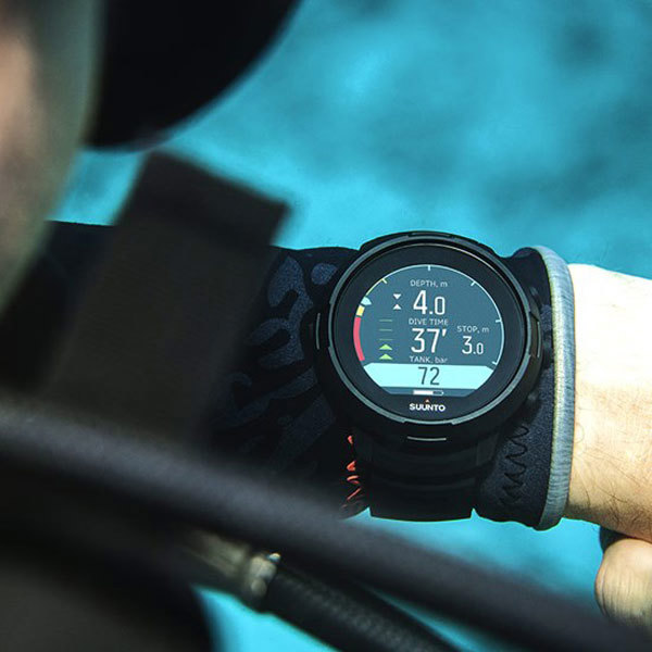 Suunto D5 Wrist Computer with USB Cable