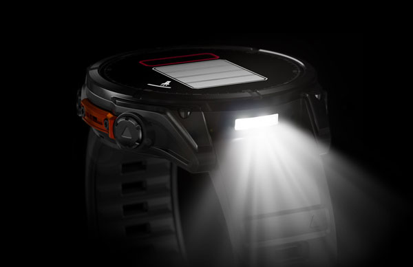 BUILT-IN FLASHLIGHT