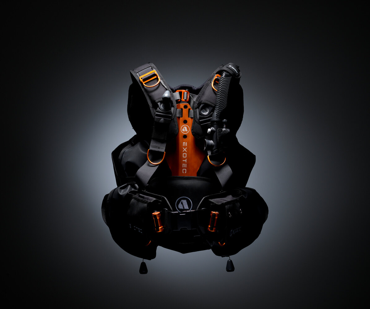 Apeks Exotec Buoyancy Compensator