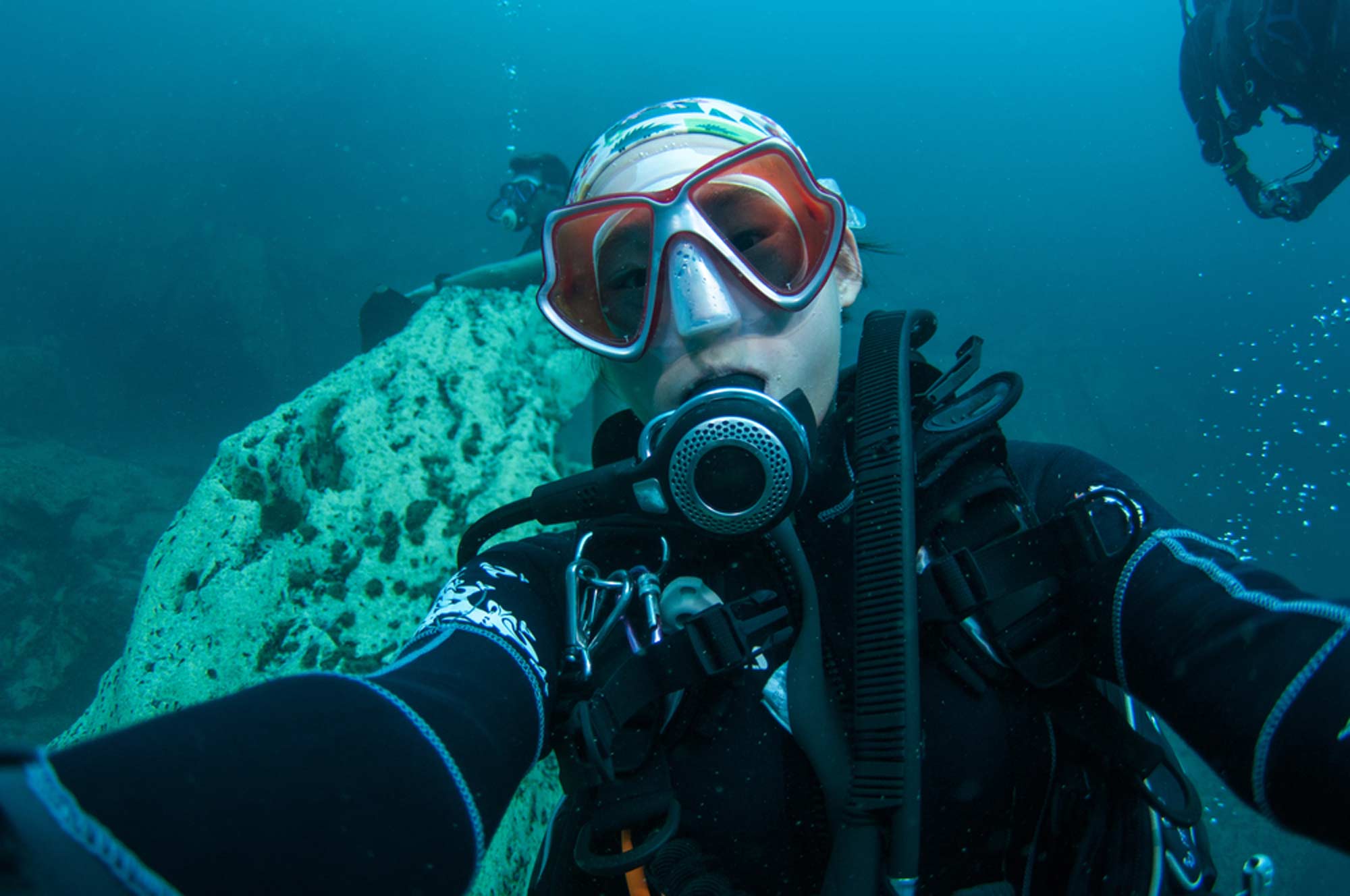 See More Clearly with Color Corrected Scuba Masks AquaViews