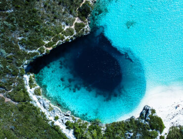 Dean's Blue Hole, Long Island Bahamas