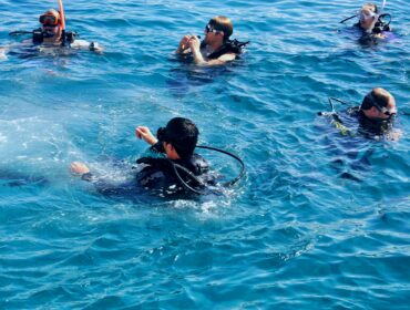 Divers who performed a successful ascent