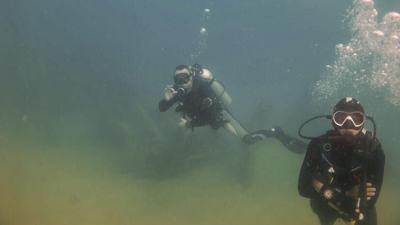 muddy water diving will dirty up dive gear quick