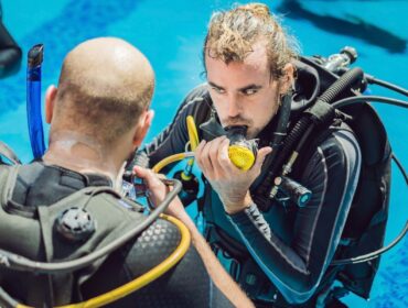 diver testing out his second stage regulator
