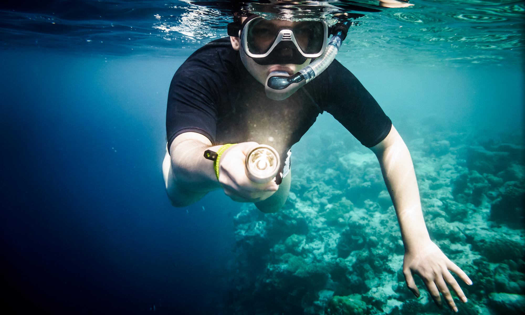 Scuba Gear Dive Light and Dive Torch Tips