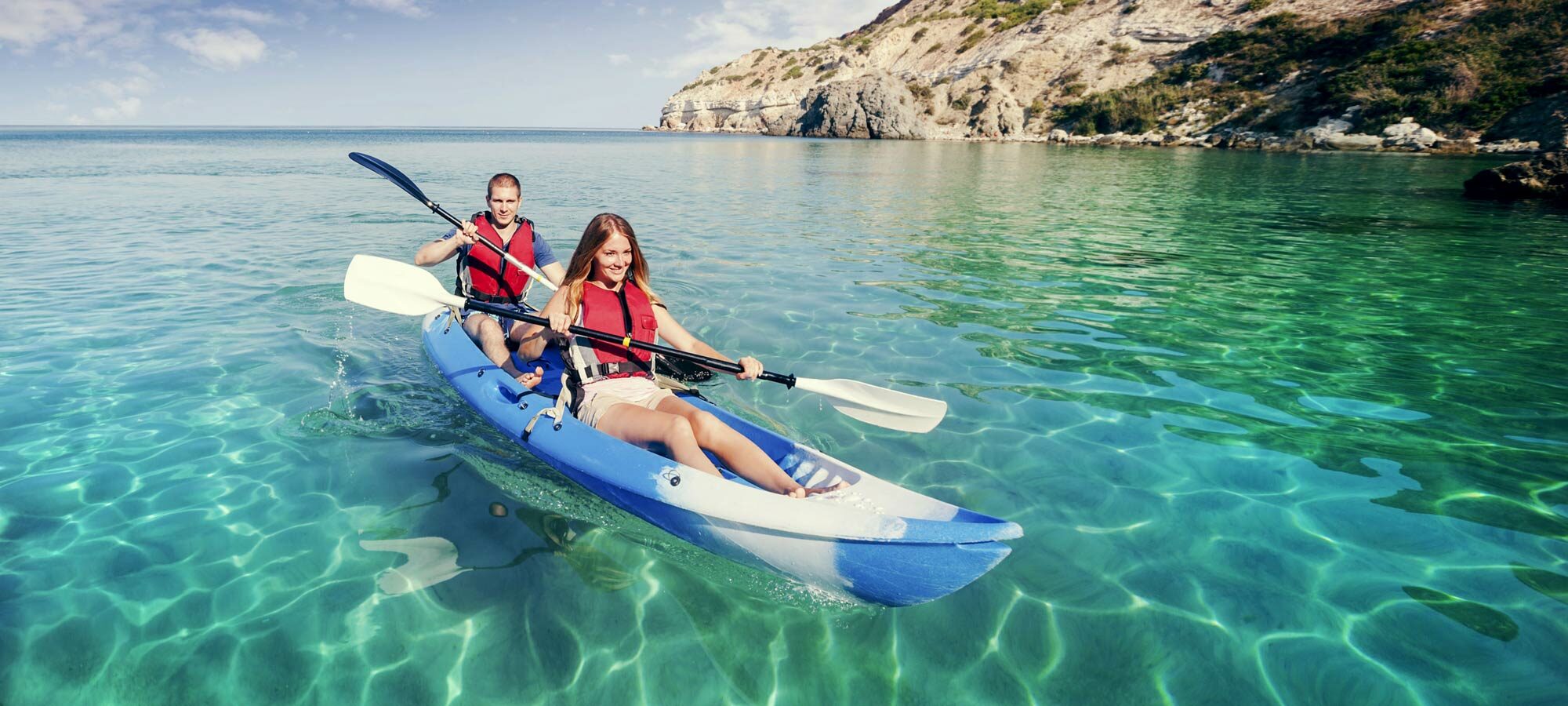 Разница Canoe and Kayak