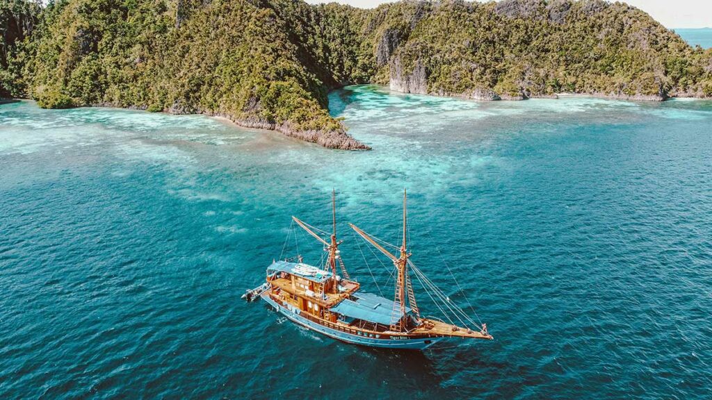 aerial view of liveaboard scuba diving boat