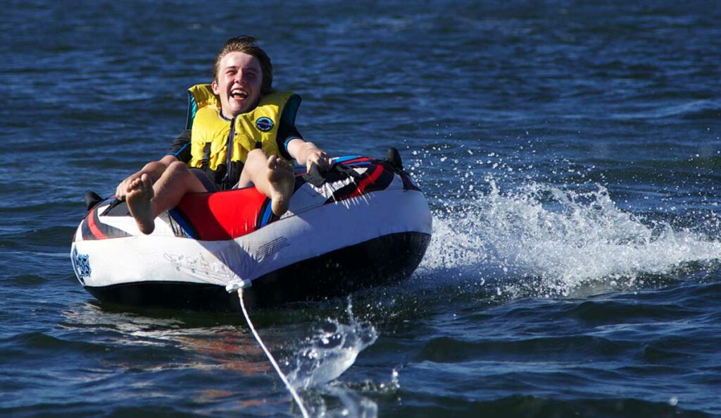 tubing pull a tube behind a boat