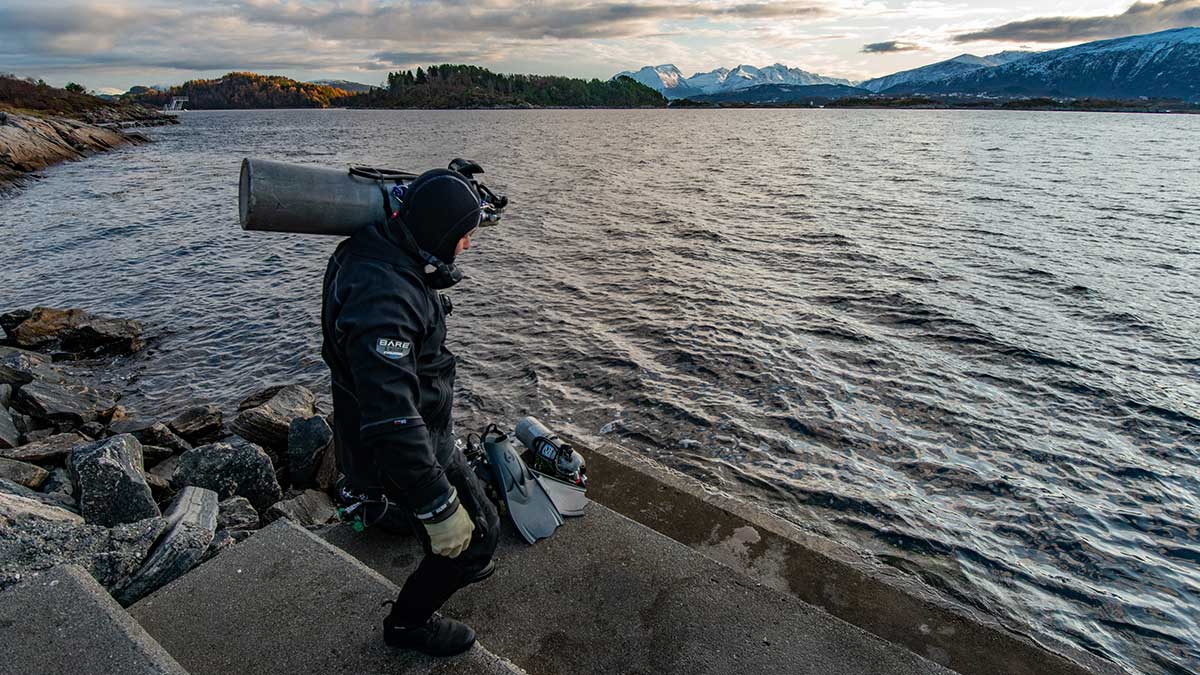 Guide to Bare Drysuits for Cold Water Diving