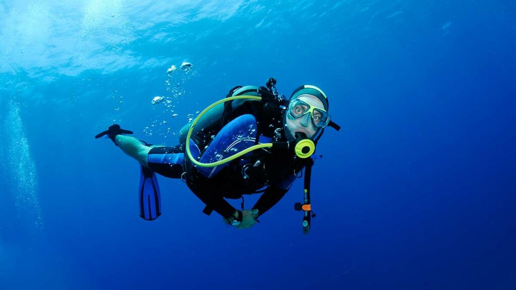 scuba diving mask on scuba diver