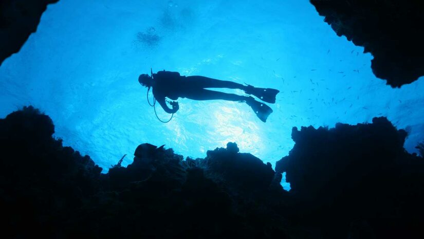 scuba diver in cozumel mexico