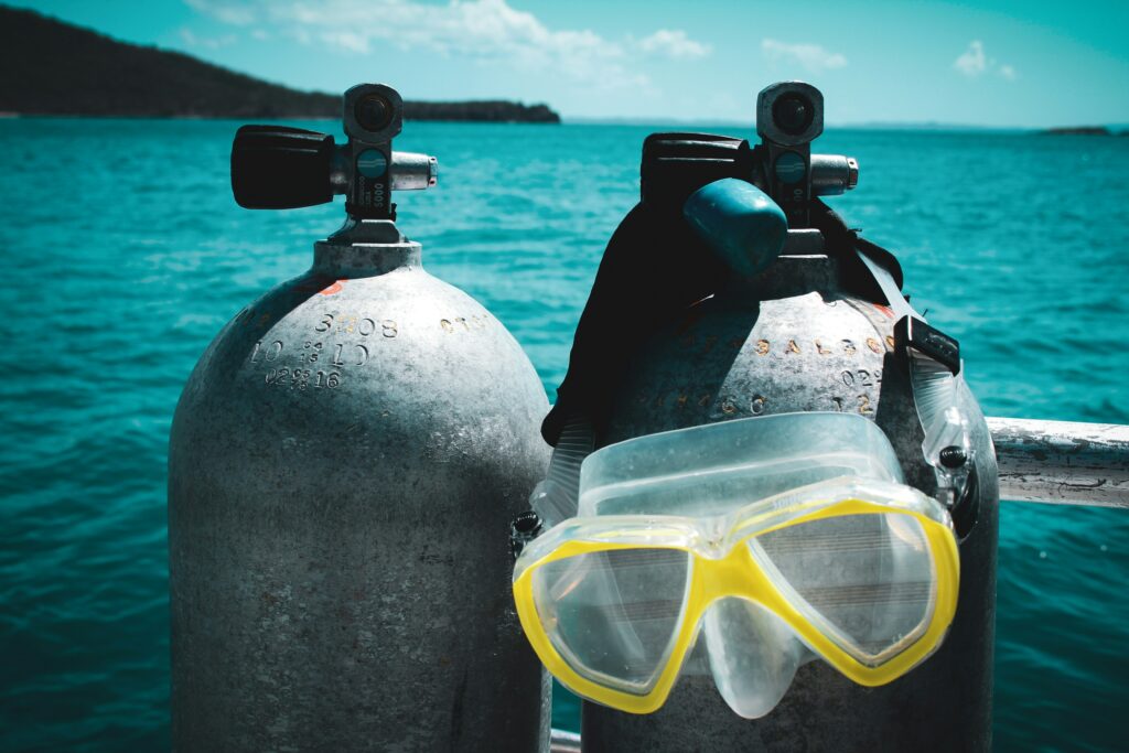 Scuba dive safety gear