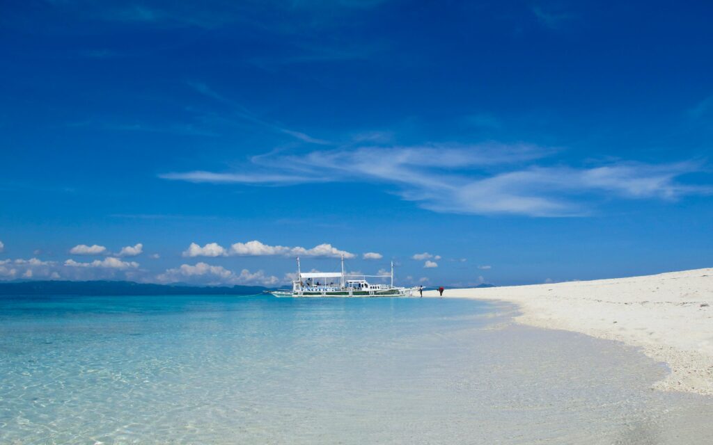 beach where one can do scuba diving in Cebu