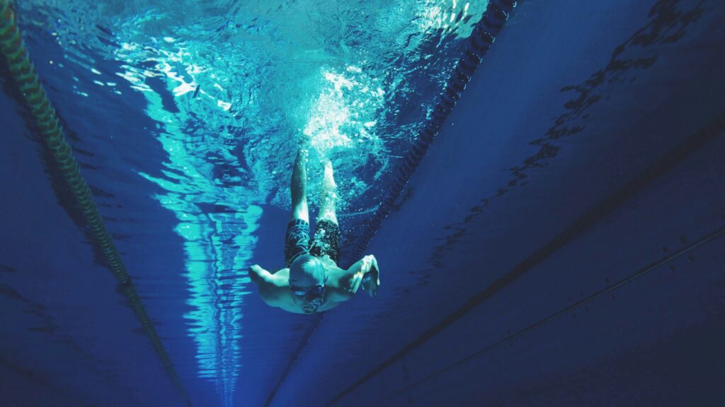 deep diver goes into the water