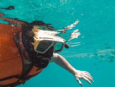 a man who utilized a gift guide for eco-conscious divers