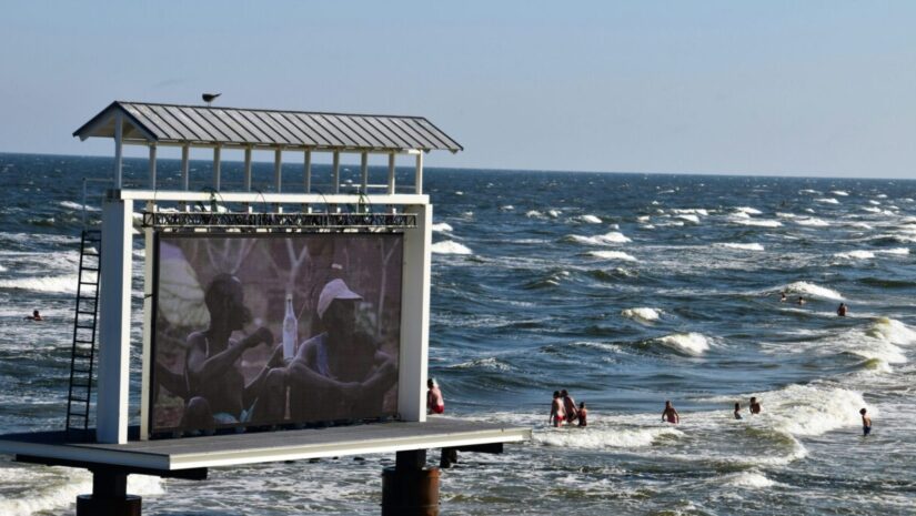 Watching a movie in the ocean netflix Ocean movies on Netflix Watching a movie in the ocean reddit Adventure Sea movies Ocean Thriller movies on Netflix Ocean movies list Best sea movies on Netflix Movies about the ocean Watching a movie in the pool netflix Watching a movie in the pool reddit Pool movie theater near me Pool movie night ideas Best movies to watch in the pool Swimming pool movie theater Dive-in movie night Dive-In Movies