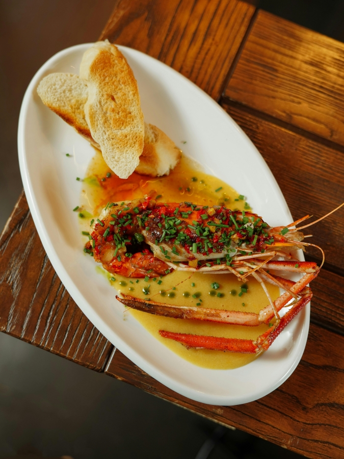  lobster on a plate