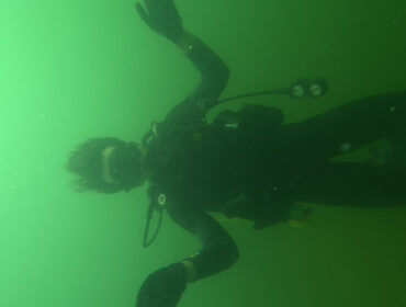 diver in low visibility conditions
